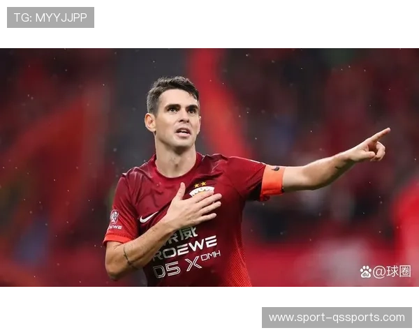 足球界最帅球星柯林斯的个人简介与精彩表现解析