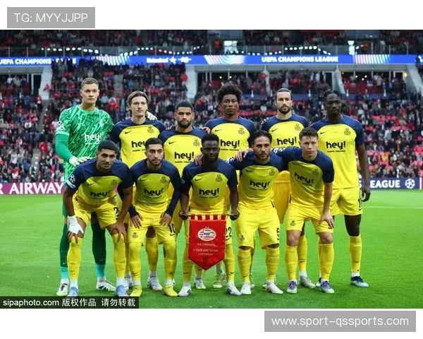 退役球星重返赛场 足球友谊赛精彩解说回顾